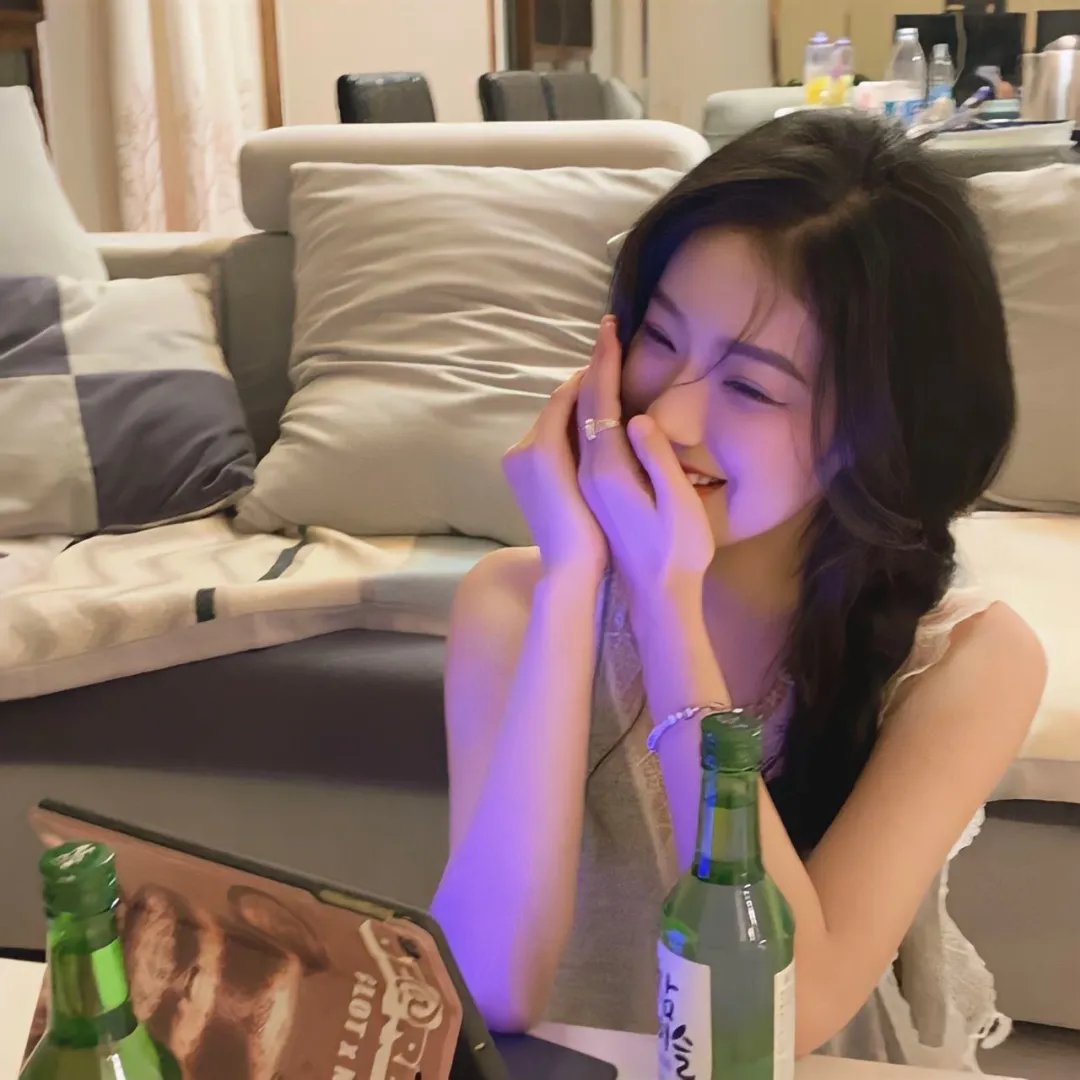 名导之孙校园霸凌，人设崩塌，一个月持续发酵